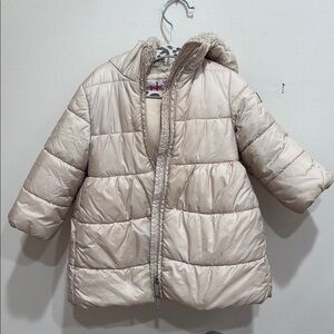 Il Gufo Cream Puffer Jacket with Hood and Quilted Design